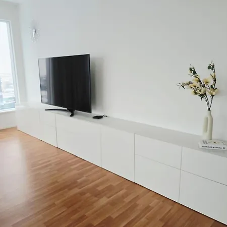 Tornimaee Floor 13 Apartment Tallinn